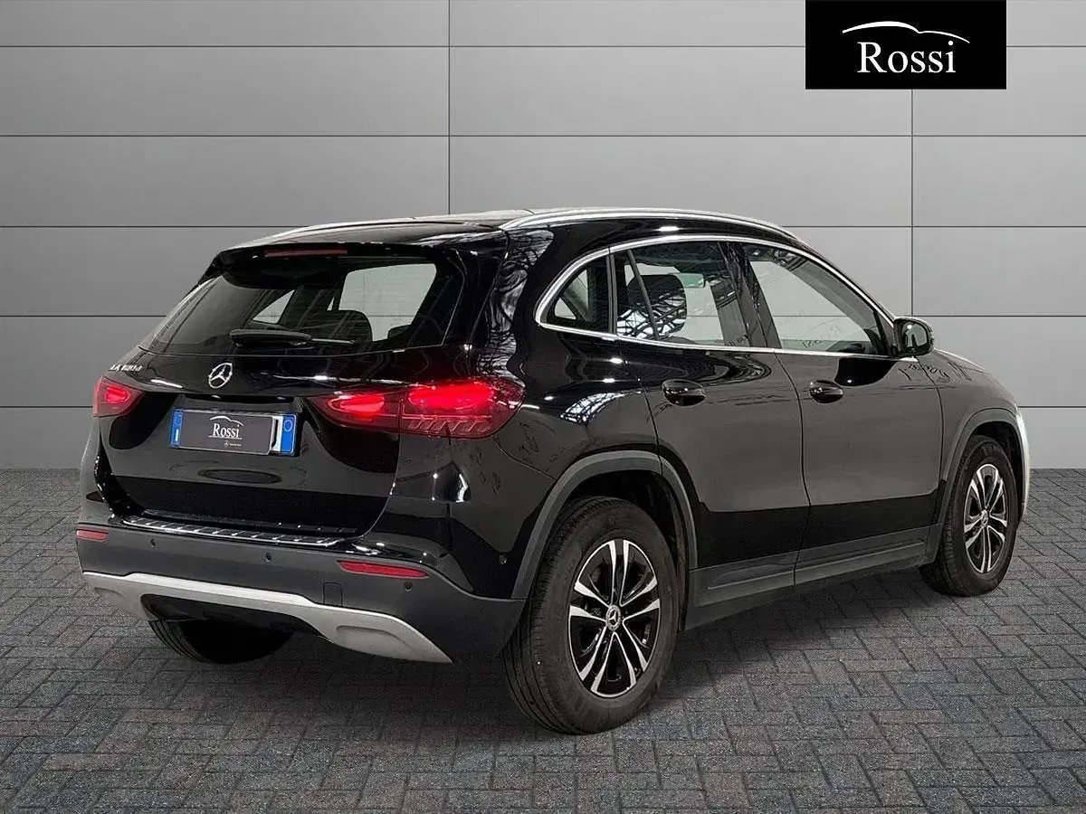 Usata Mercedes GLA180 Advanced 116 CV (85 kW) 2025 Nero notte SUV