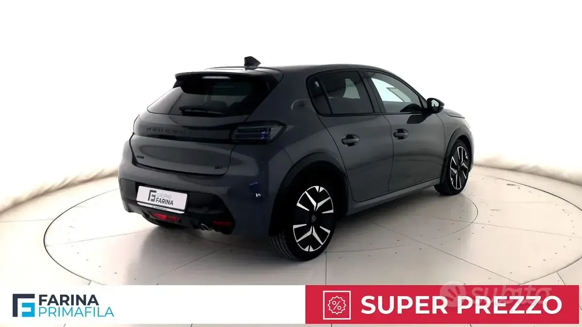 Usata Peugeot 208 GT 101 CV (74 kW) 2024 Grigio Utilitaria