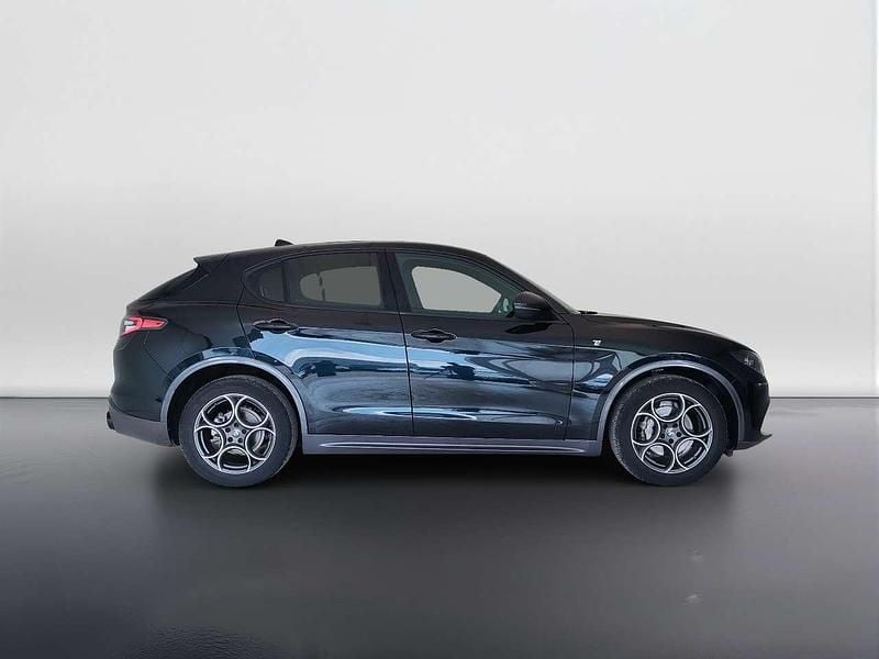Usata Alfa Romeo Stelvio Ti 160 CV (117 kW) 2023 Nero SUV