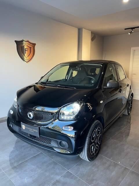 Usata Smart ForFour Electric Drive Prime 40 kW (55 CV) 2019 Nero