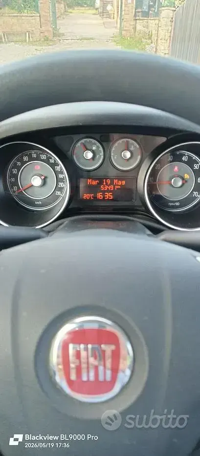 Usata Fiat Punto 75 CV (55 kW) 2012 Bianco Utilitaria