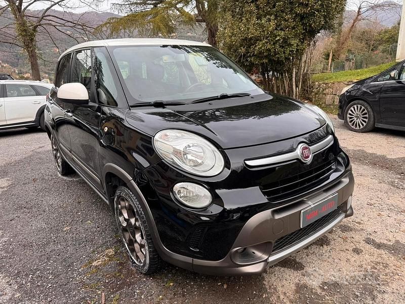 Usata Fiat 500L Trekking 85 CV (62 kW) 2013 Nero Monovolume