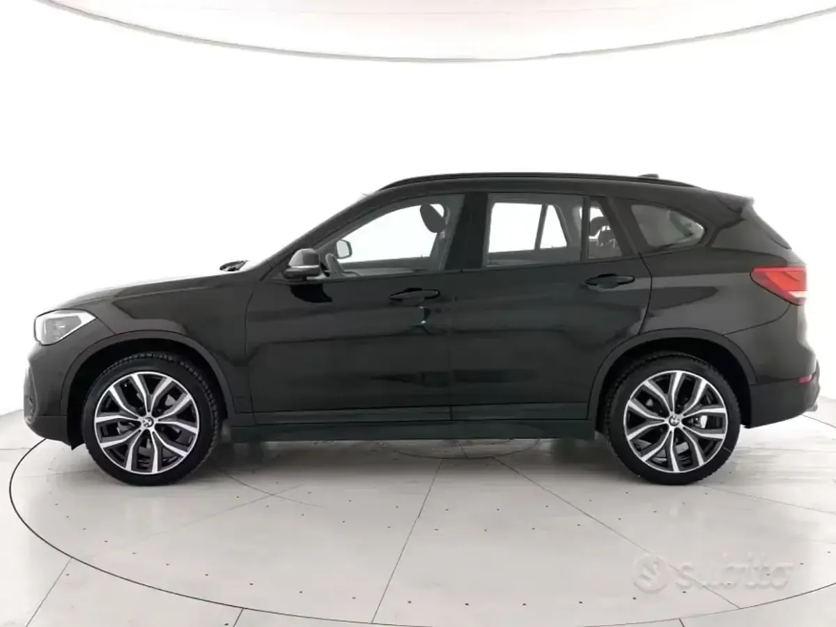 Usata BMW X1 Advantage 150 CV (110 kW) 2022 Nero SUV