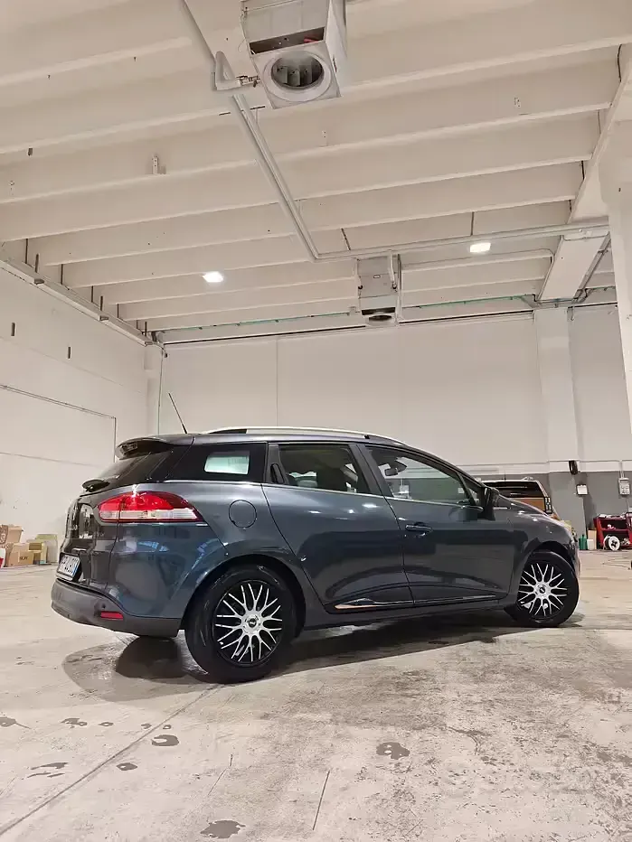 Usata Renault Clio 90 CV (66 kW) 2018 Grigio Station wagon
