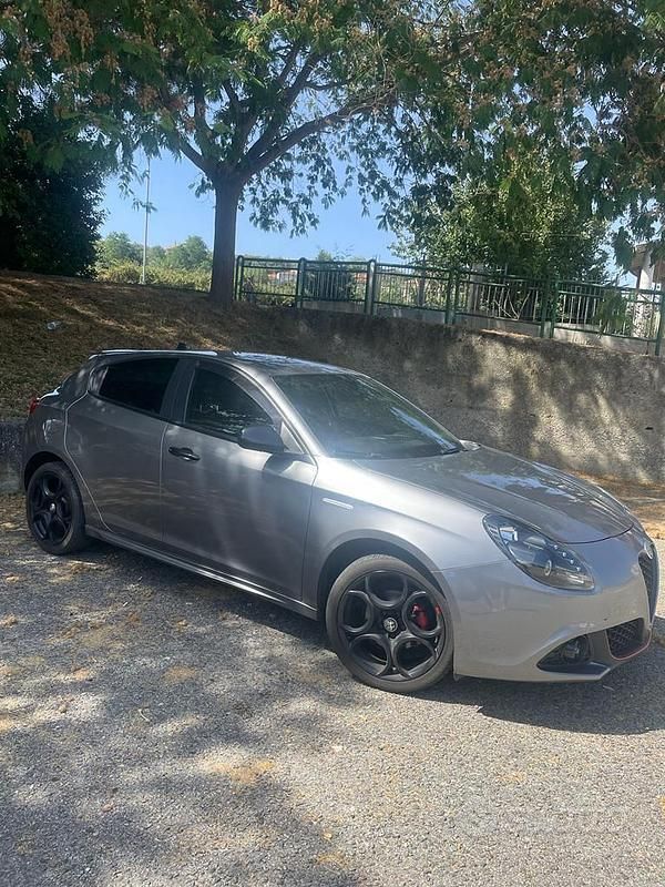 Usata Alfa Romeo Giulietta 109 CV (80 kW) 2019 Grigio Utilitaria