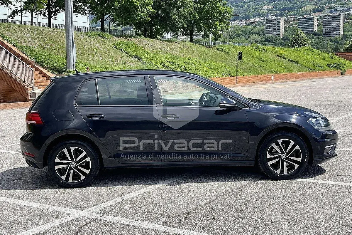 Usata VW Golf VII Executive 116 CV (85 kW) 2019 Nero Utilitaria