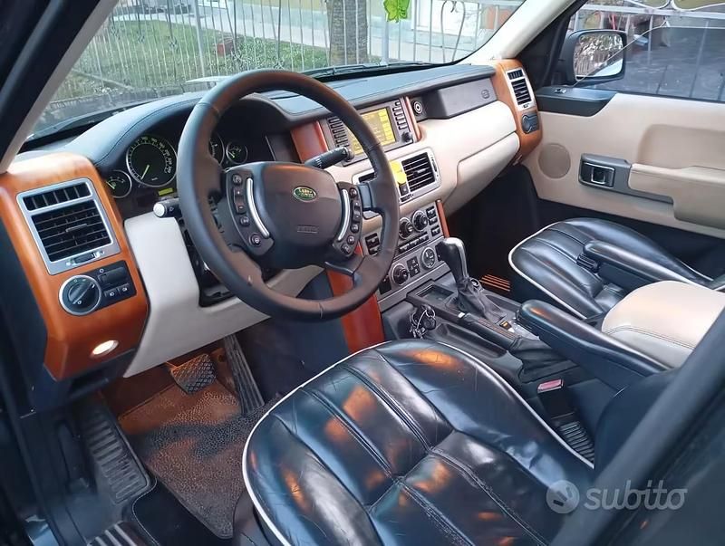 Usata Land Rover Range Rover Vogue 177 CV (130 kW) 2003 SUV