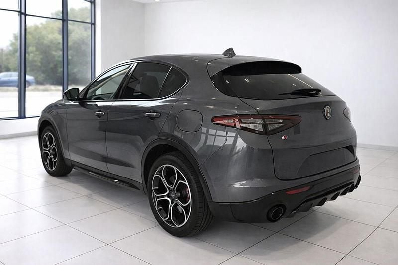 Usata Alfa Romeo Stelvio Veloce 210 CV (154 kW) 2024 Grigio SUV