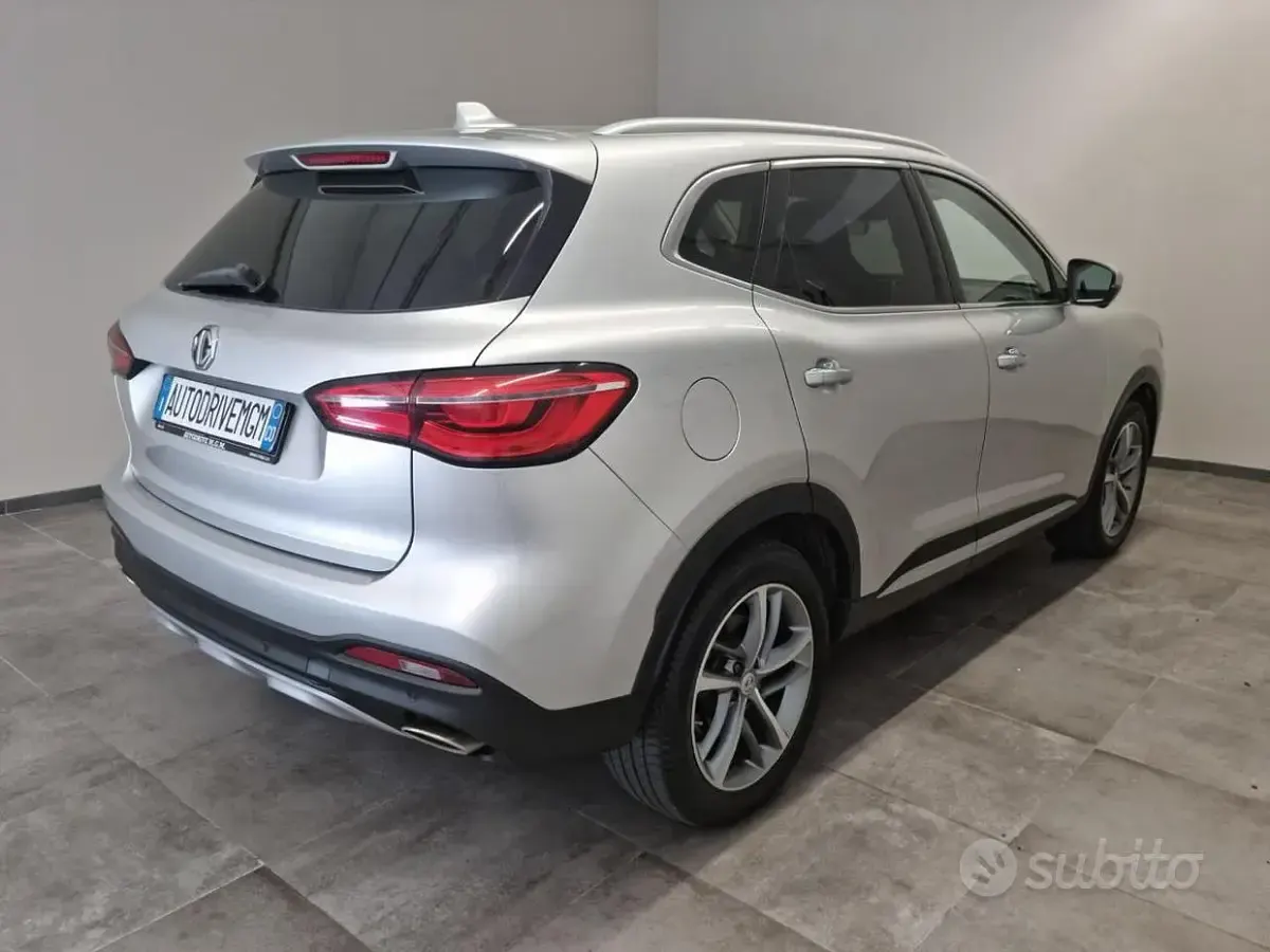 Usata MG EHS Luxury 162 CV (119 kW) 2023 Grigio SUV