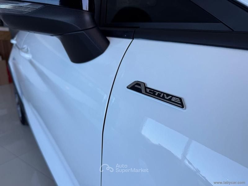 Usata Ford Fiesta Active 99 CV (72 kW) 2019 Bianco Utilitaria