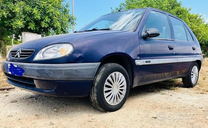 Usata Citroën Saxo 60 CV (44 kW) 2001 Utilitaria