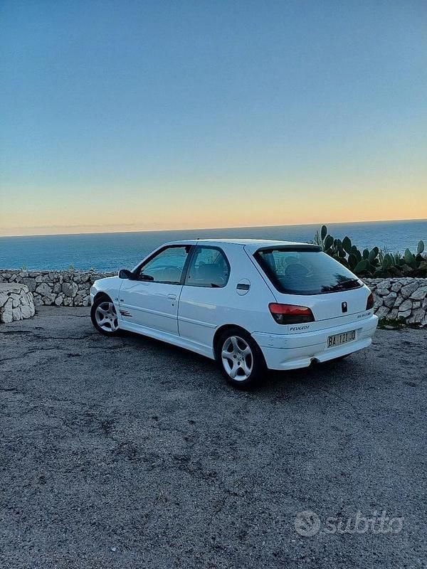Usata Peugeot 306 GTi 1998 Bianco Utilitaria