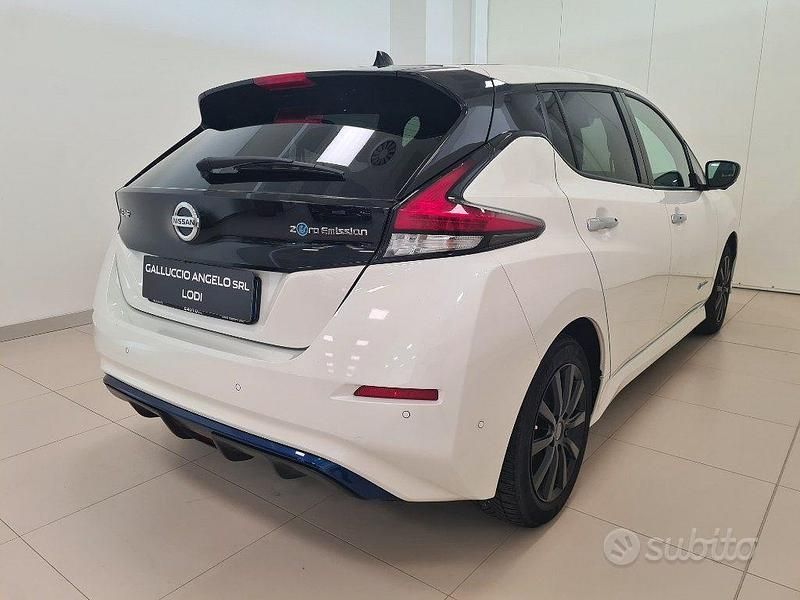 Usata Nissan Leaf Visia+ 89 kW (122 CV) 2018 Bianco Utilitaria