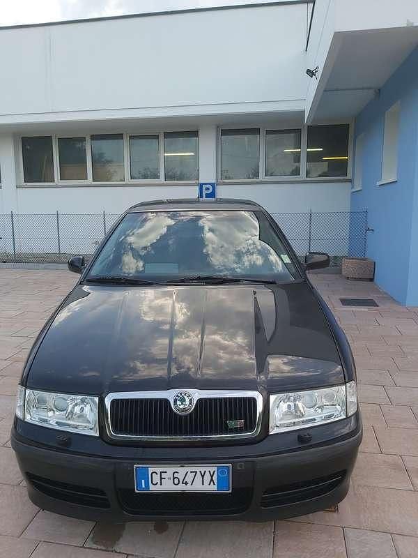 Usata Skoda Octavia RS 179 CV (131 kW) 2004 Berlina