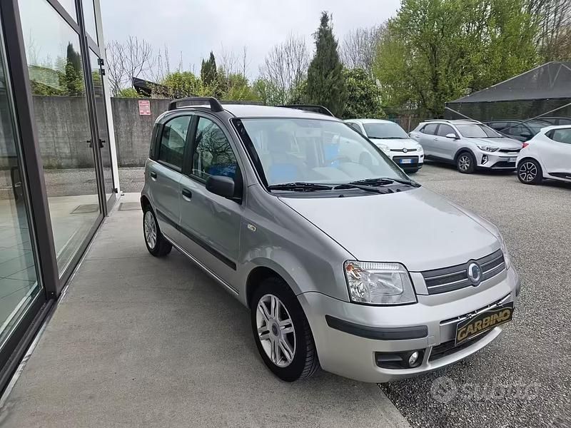 Usata Fiat Panda Emotion 59 CV (43 kW) 2004 Grigio Utilitaria