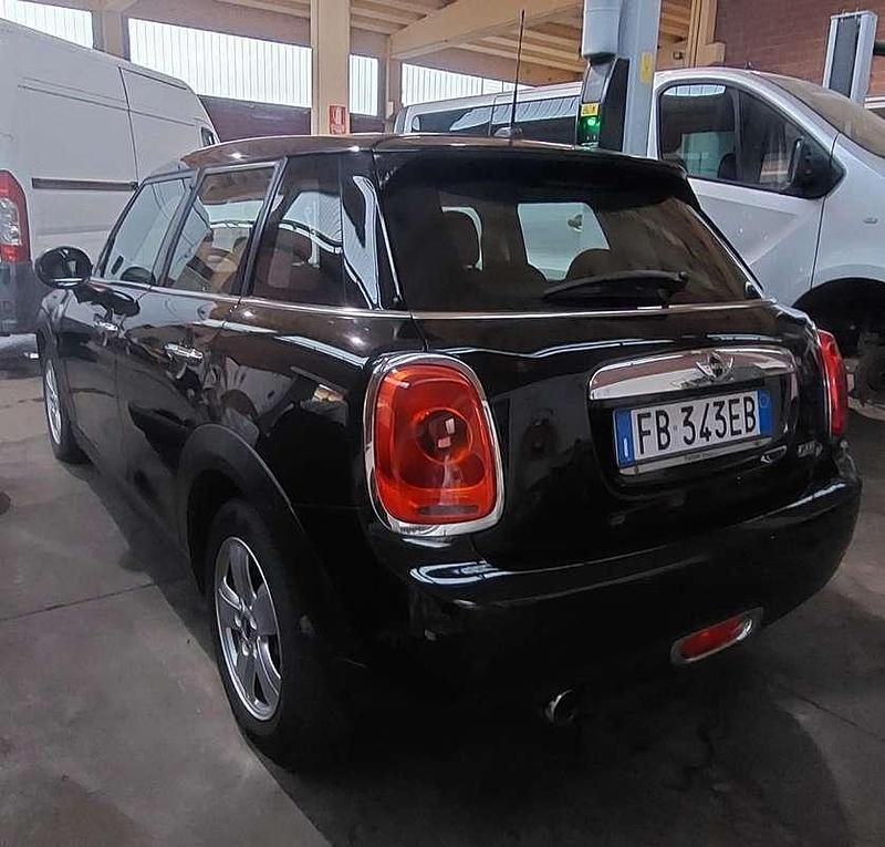 Usata Mini One D 95 CV (69 kW) 2015 Utilitaria