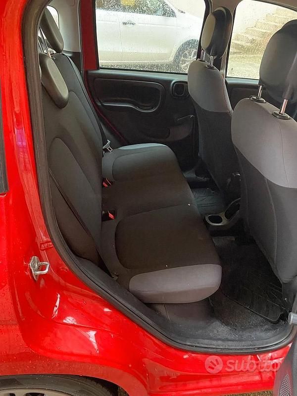 Usata Fiat Panda 69 CV (50 kW) 2016 Rosso Berlina