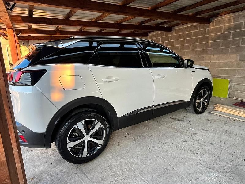 Usata Peugeot 3008 GT-line 131 CV (96 kW) 2018 Bianco SUV