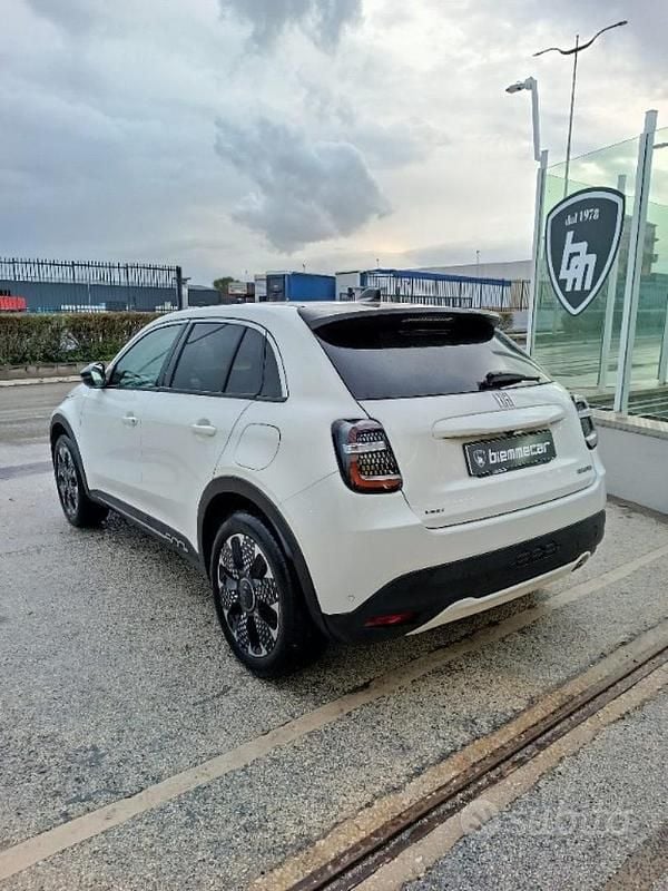 Usata Fiat 600 La Prima 101 CV (74 kW) 2025 Bianco SUV