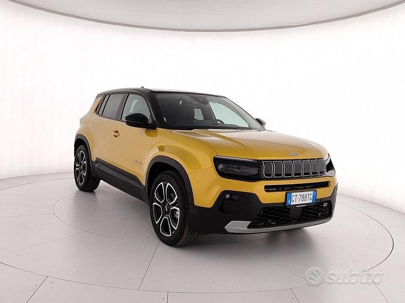 Usata Jeep Avenger Summit 100 CV (73 kW) 2024 Giallo SUV