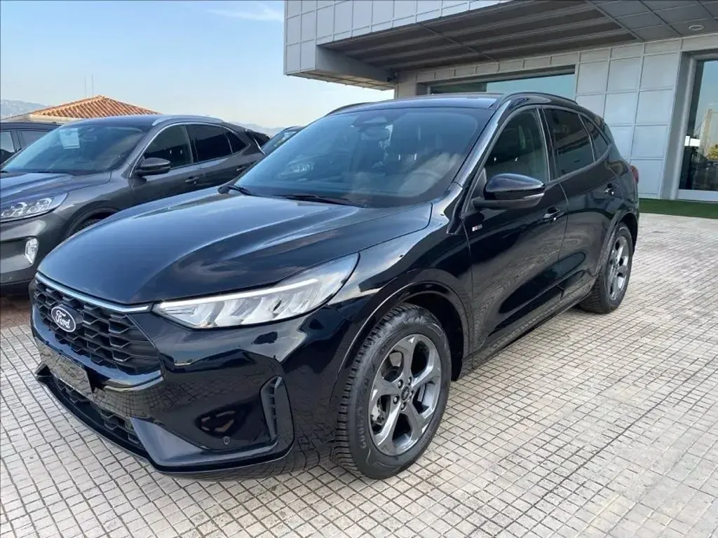 Usata Ford Kuga ST-Line 180 CV (132 kW) 2025 Agate black (metallizzato) SUV