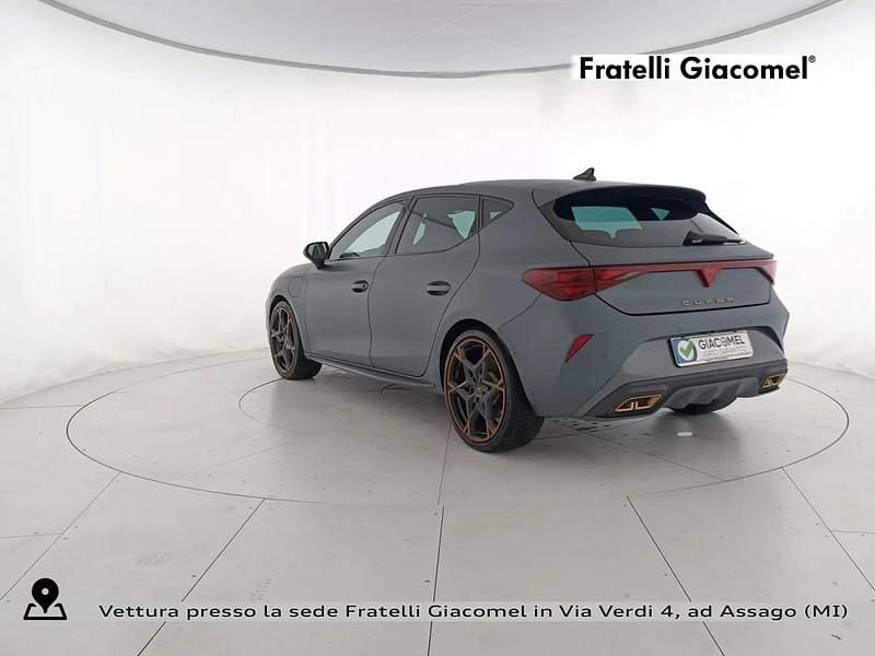 Usata Cupra Leon VZ2 272 CV (200 kW) 2025 Enceladus grey opaco Berlina