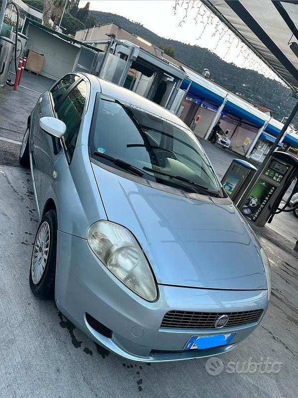 Usata Fiat Grande Punto 2008 Grigio Utilitaria