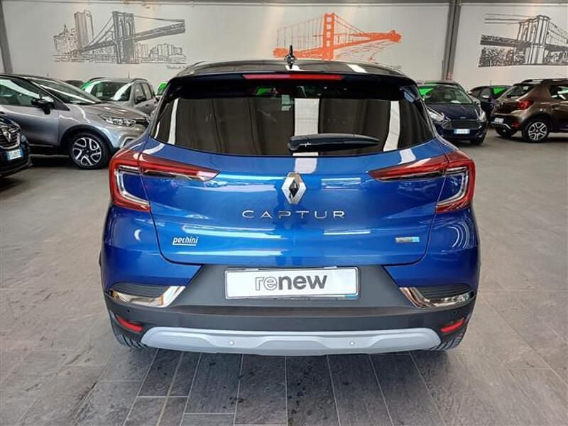 Usata Renault Captur Intens 160 CV (117 kW) 2021 Blu SUV
