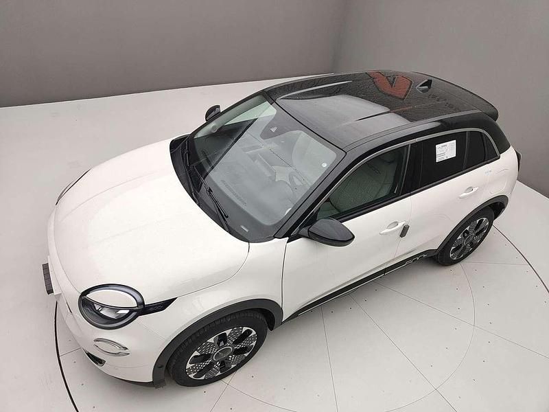 Nuova Fiat 600 La Prima 110 CV (80 kW) 2026 Bianco SUV