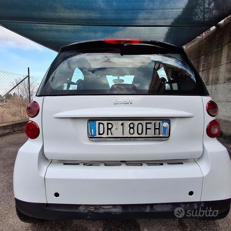 Usata Smart ForTwo Coupé 71 CV (52 kW) 2008 Bianco Coupé