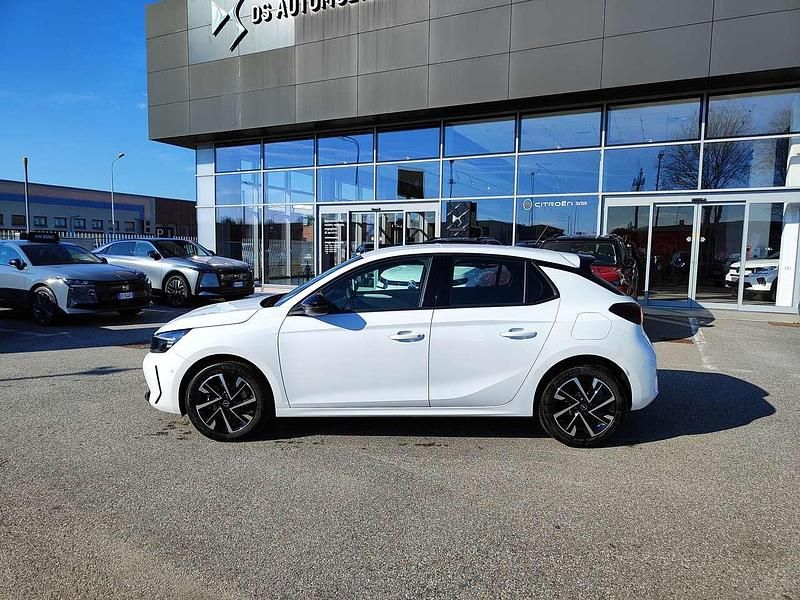 Usata Opel Corsa 101 CV (74 kW) 2025 Bianco Utilitaria