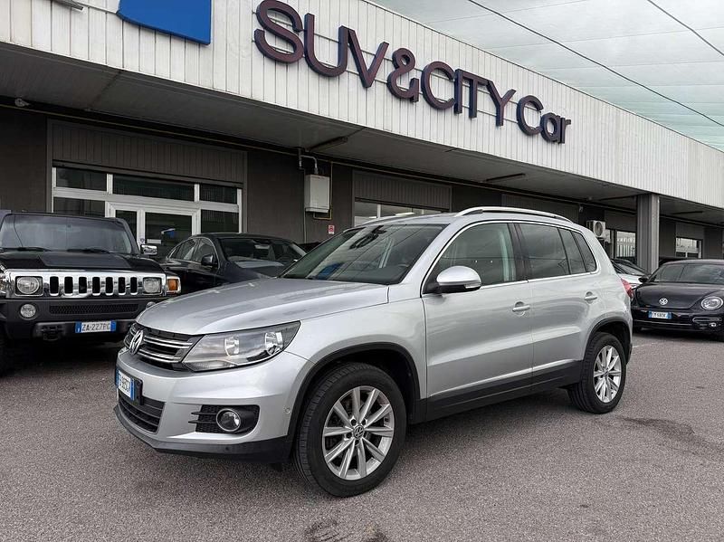 Grigio Usata 2015 VW Tiguan SUV | 10.900 € (Ottimo prezzo) - Immagine 1/4