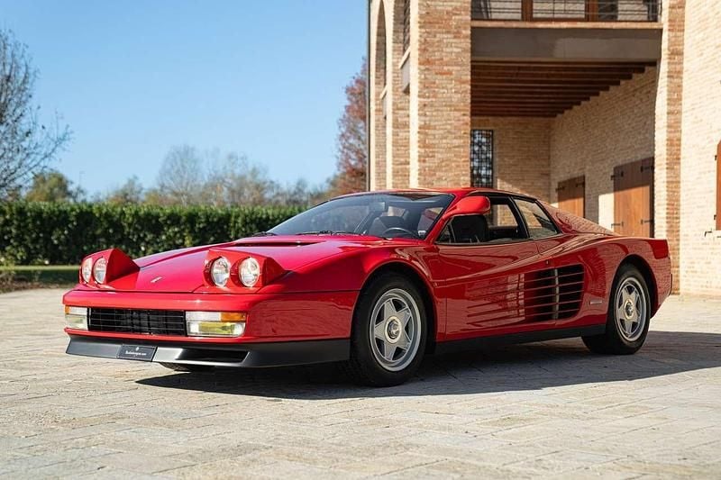 Usata Ferrari Testarossa 390 CV (286 kW) 1985 Rosso Coupé