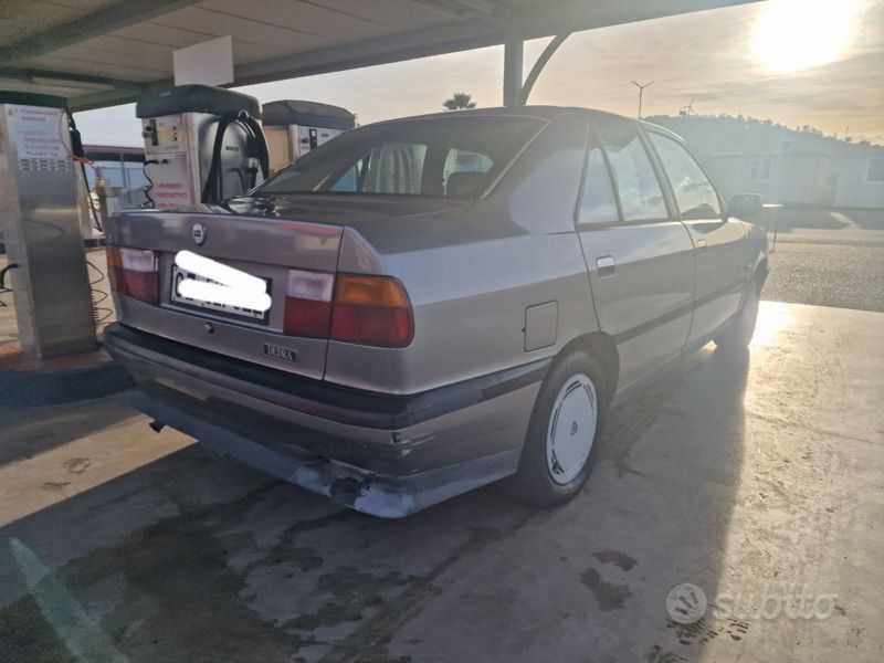 Usata Lancia Dedra 88 CV (64 kW) 1990 Berlina