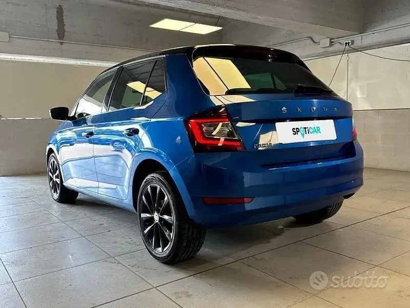 Usata Skoda Fabia 60 CV (44 kW) 2019 Bluazzurro Utilitaria