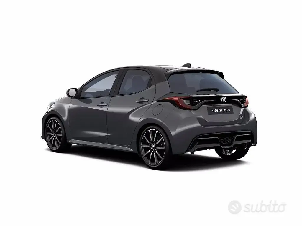 Usata Toyota Yaris Sport 131 CV (96 kW) 2025 Nero Utilitaria