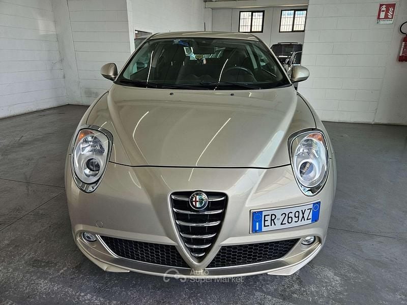 Usata Alfa Romeo MiTo 95 CV (69 kW) 2013 Marrone Utilitaria