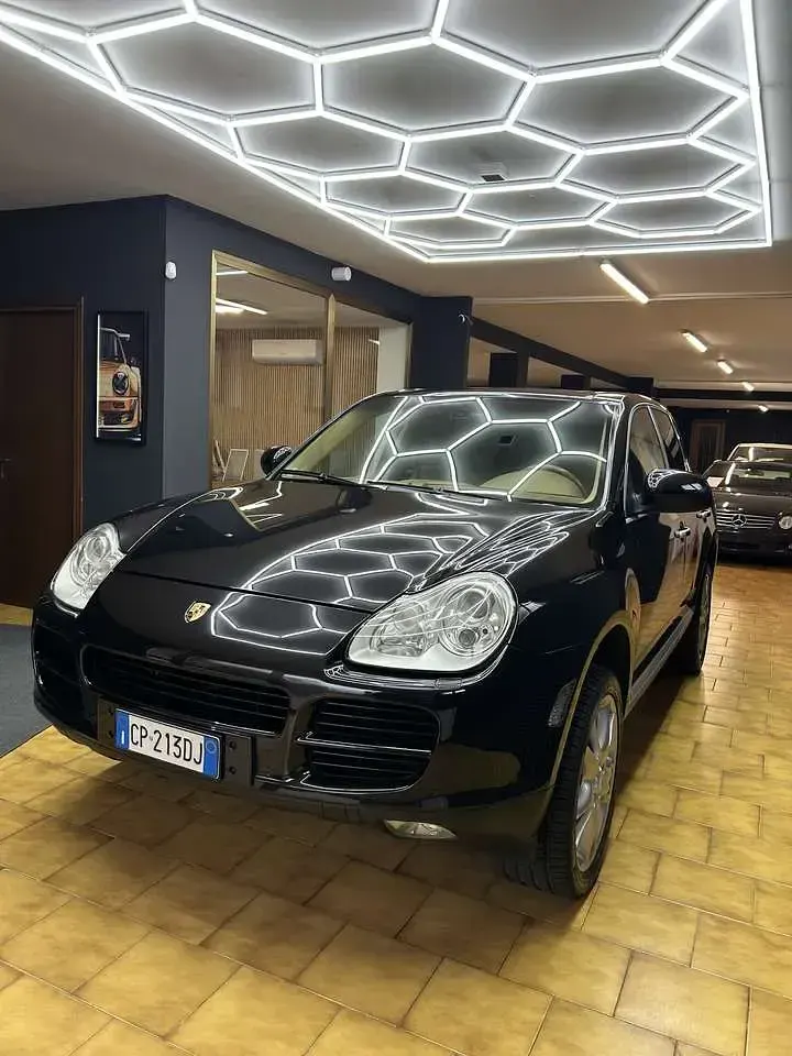 Usata Porsche Cayenne 340 CV (250 kW) 2004 Nero SUV