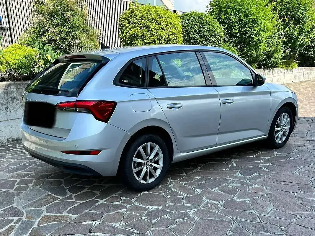 Usata Skoda Scala Style 116 CV (85 kW) 2020 Grigio Utilitaria