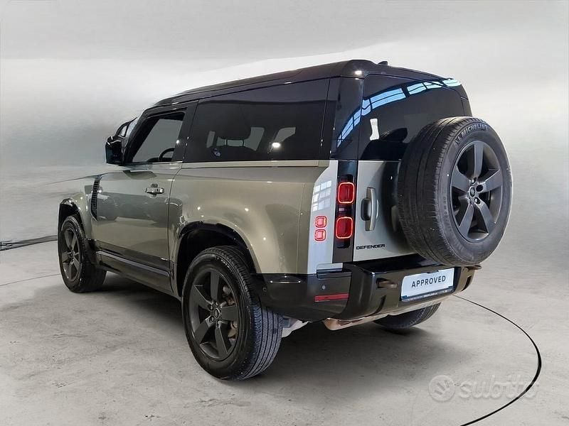 Occasion Land Rover Defender 250 ch (183 kW) 2022 Vert SUV
