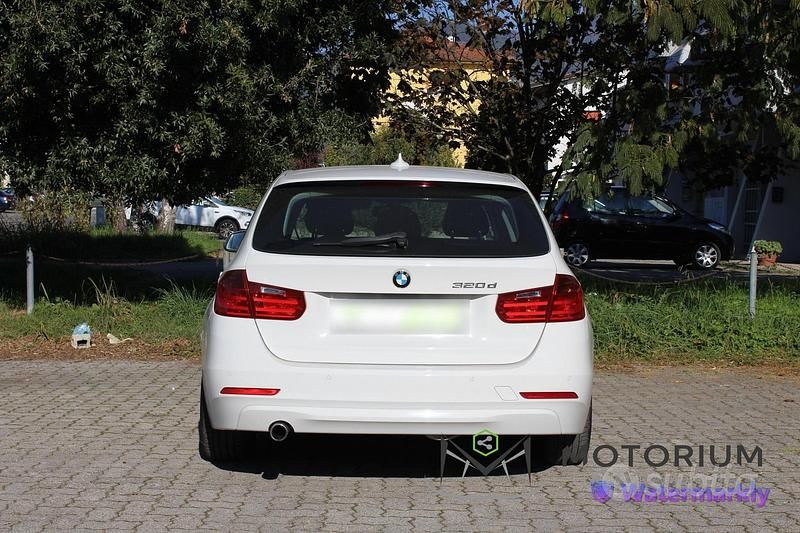 Occasion BMW 320 184 ch (135 kW) 2013 Blanc Break