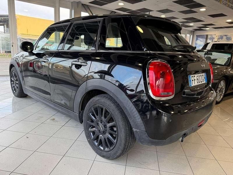 Usata Mini One D Business 95 CV (69 kW) 2016 Nero Utilitaria