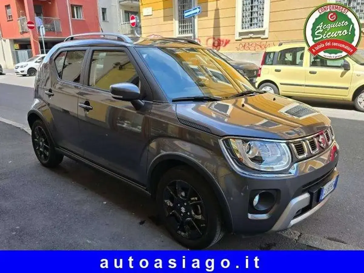 Usata Suzuki Ignis 83 CV (61 kW) 2022 Grigio londra SUV