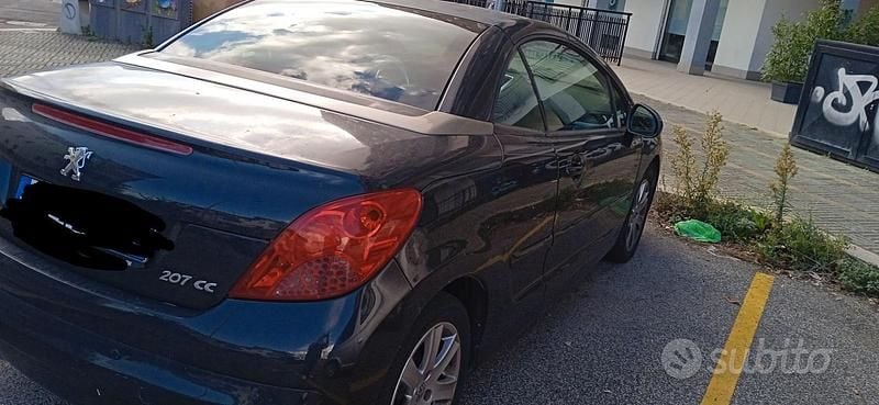 Usata Peugeot 207 CC 120 CV (88 kW) 2008 Nero Cabrio