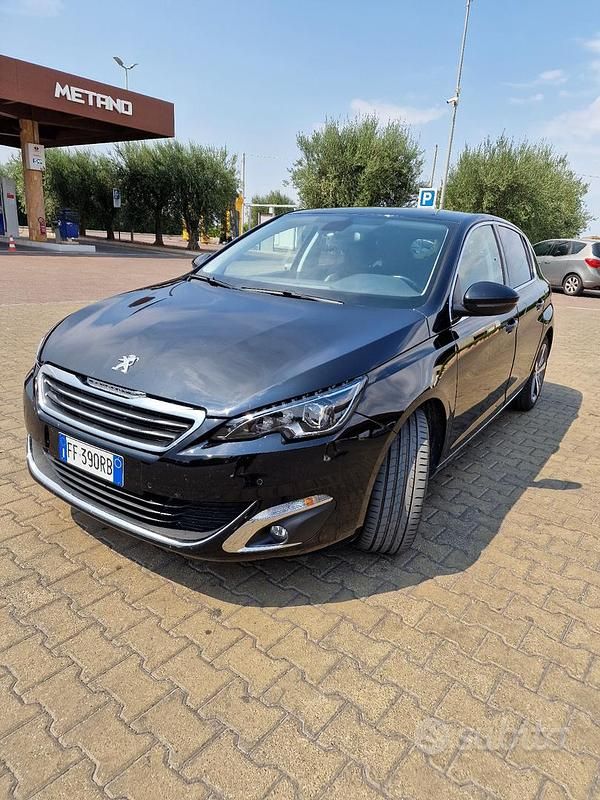 Usata Peugeot 308 Allure 120 CV (88 kW) 2016 Nero Berlina