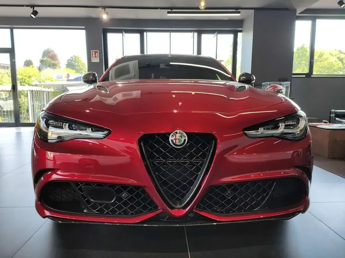 Nuova Alfa Romeo Giulia Quadrifoglio 520 CV (382 kW) 2026 Other Berlina