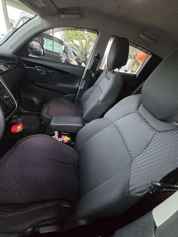 Usata Mahindra KUV100 87 CV (63 kW) 2020 SUV