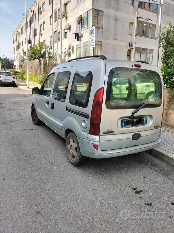 Usata Renault Kangoo 2005 Grigio Monovolume