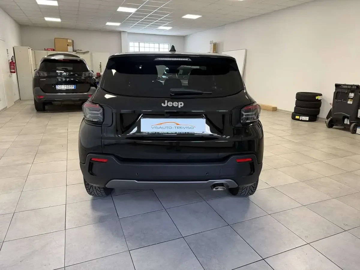 Usata Jeep Avenger Longitude 101 CV (74 kW) 2024 Nero SUV
