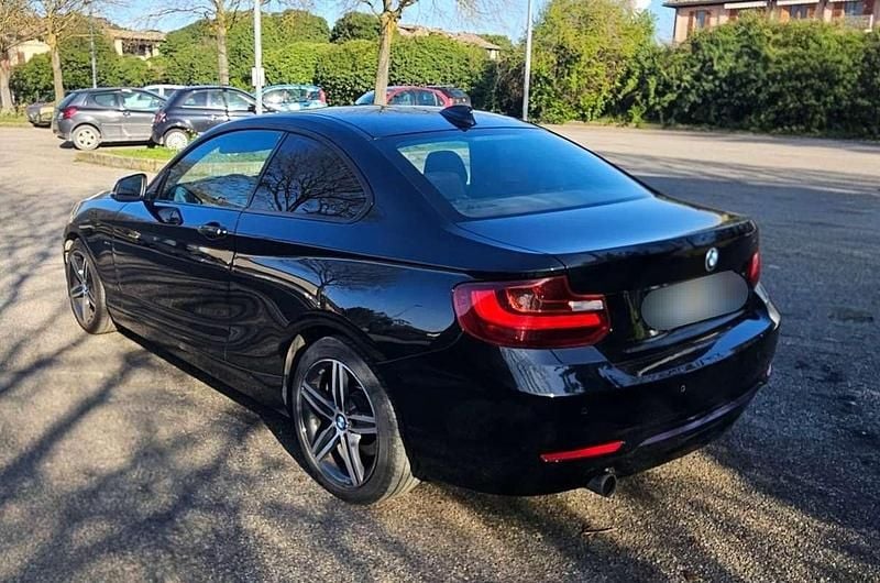 Usata BMW 220 Sport Line 184 CV (135 kW) 2015 Nero Coupé